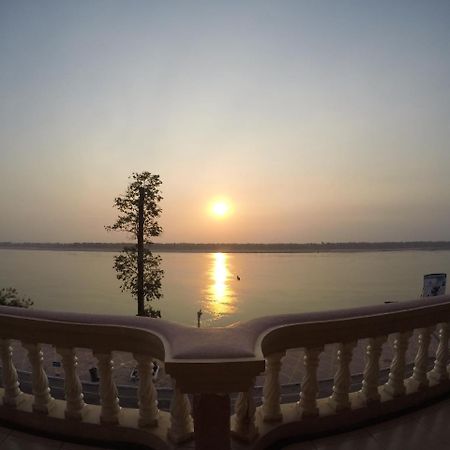 Hengheng II Guest House Kratie Εξωτερικό φωτογραφία