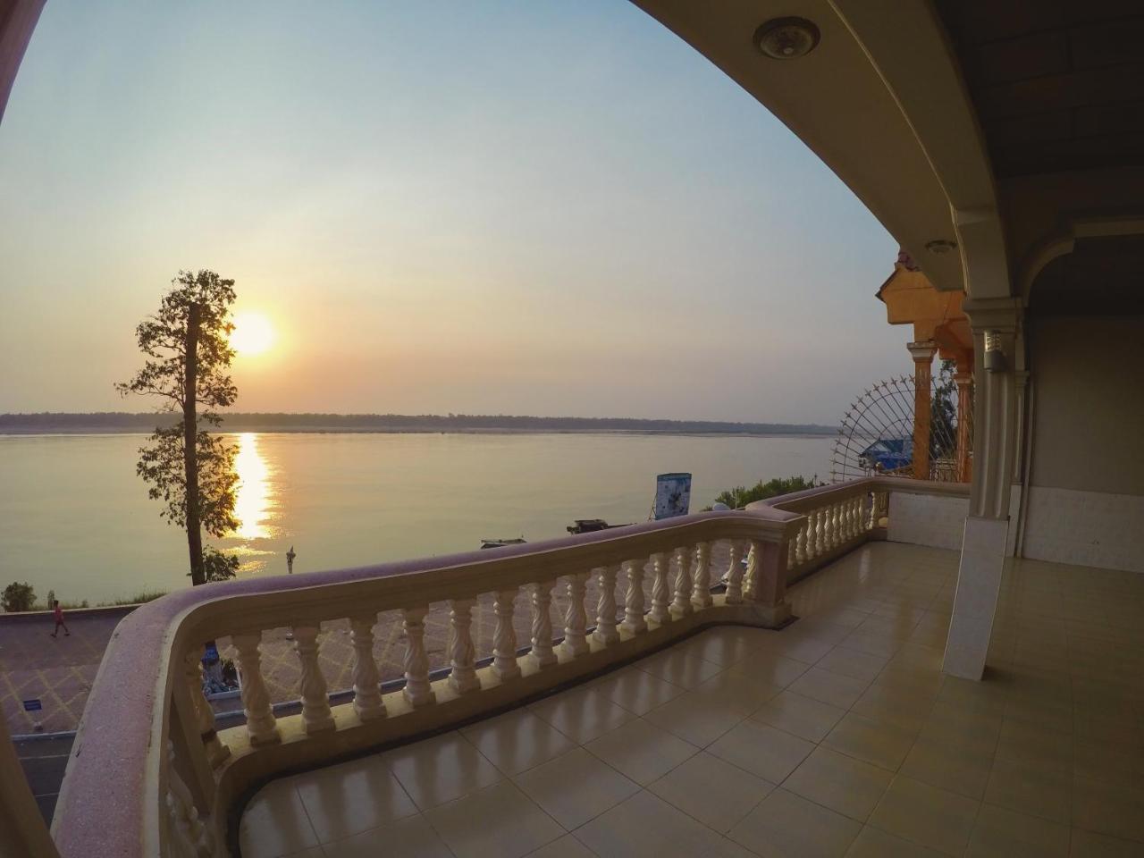 Hengheng II Guest House Kratie Εξωτερικό φωτογραφία